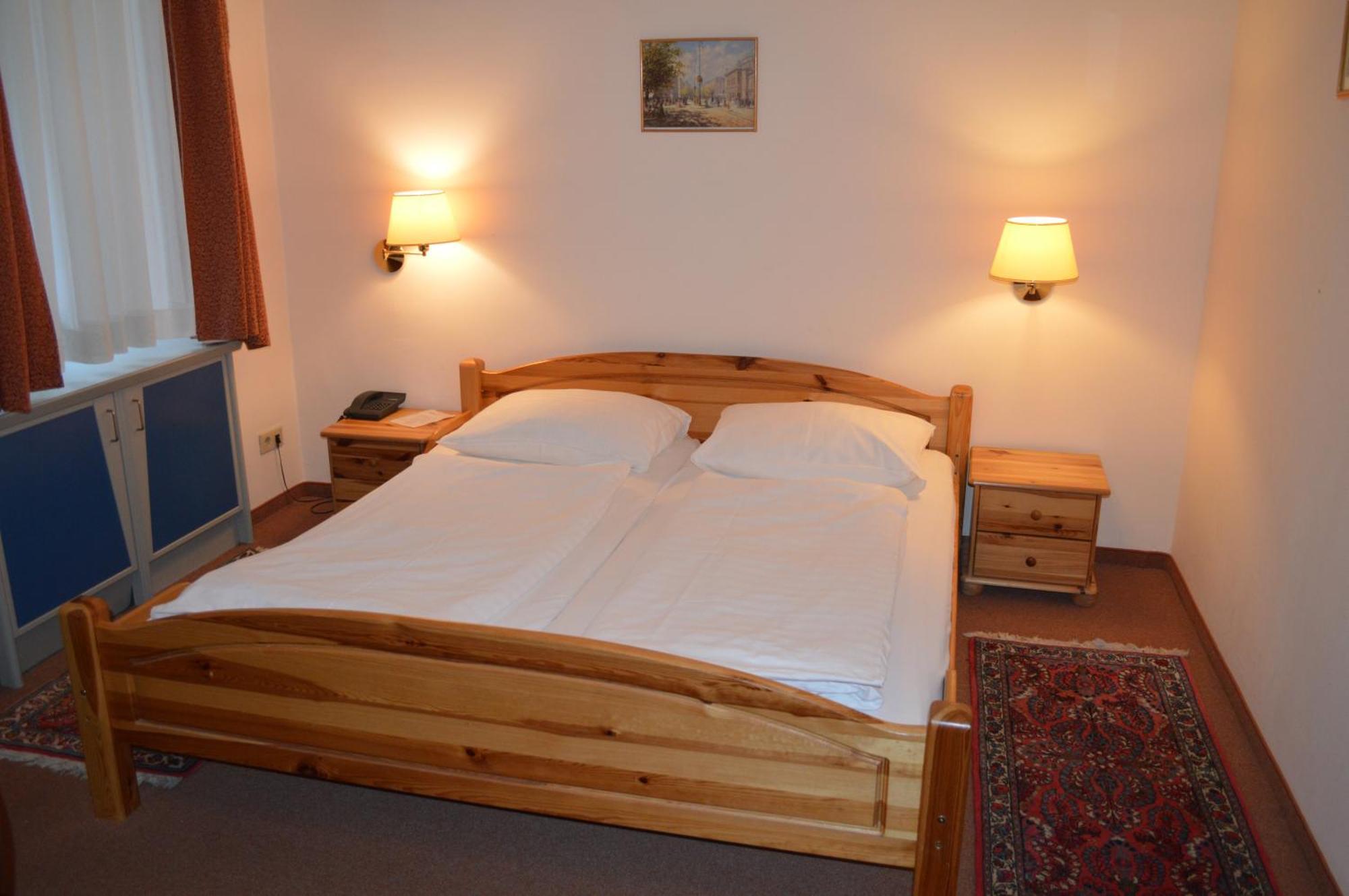 Hotel Pension Walzerstadt Viena Habitación foto