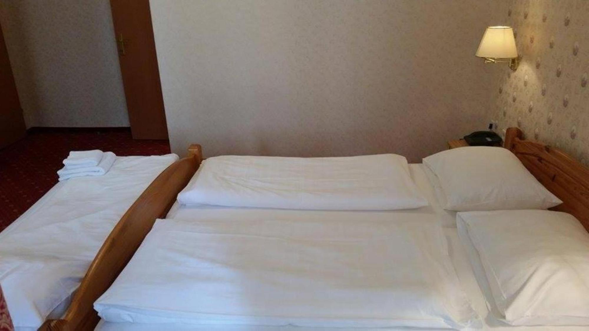 Hotel Pension Walzerstadt Viena Exterior foto
